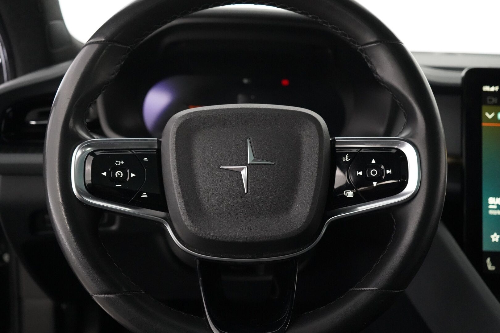 Polestar 2 2021 Long Range Dual Motor, 300kW, 78kWh *Koukku / ACC / H&K / Lasikatto / Muistipenkki* - Suomi-auto / SOH 89.6% / Kahdet renkaat OEM vantein / Säntillinen huoltohistoria