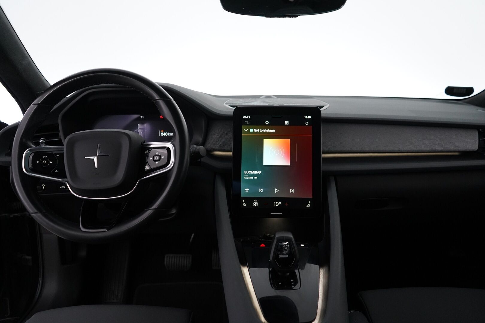 Polestar 2 2021 Long Range Dual Motor, 300kW, 78kWh *Koukku / ACC / H&K / Lasikatto / Muistipenkki* - Suomi-auto / SOH 89.6% / Kahdet renkaat OEM vantein / Säntillinen huoltohistoria - HULLUT AVAJAISHULINAT KORKOTARJOUS 3,29 %