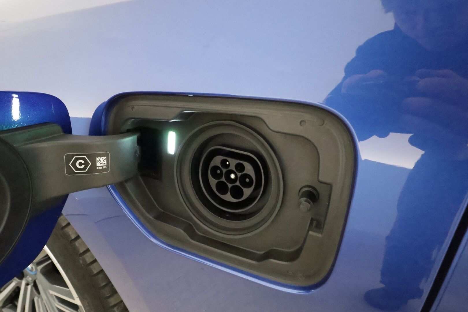 BMW 320 2022 G21 Touring 320e xDrive A Charged Edition M Sport / Muistipenkki / Digimittaristo / Navi / Vetokoukku / - Hifi / Tutkat / Live Cockpit Prof. / Comfort Access /