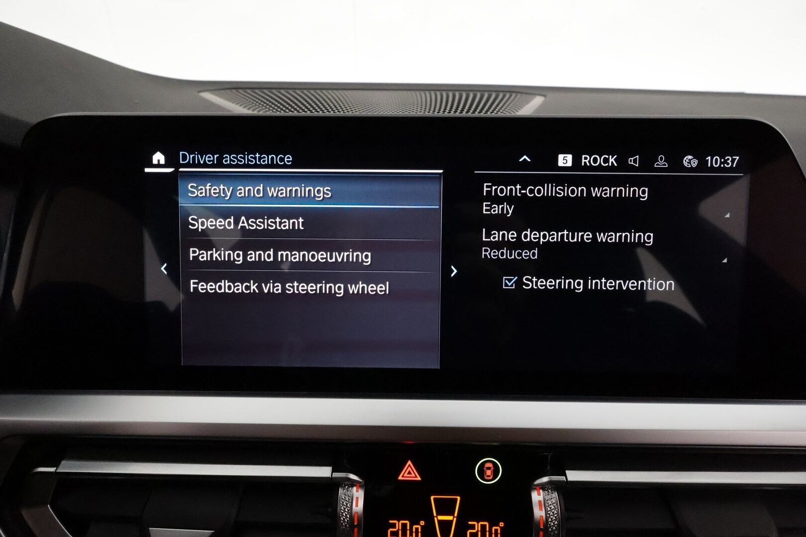 BMW 320 2022 G21 Touring 320e xDrive A Charged Edition M Sport / Muistipenkki / Digimittaristo / Navi / Vetokoukku / - Hifi / Tutkat / Live Cockpit Prof. / Comfort Access /