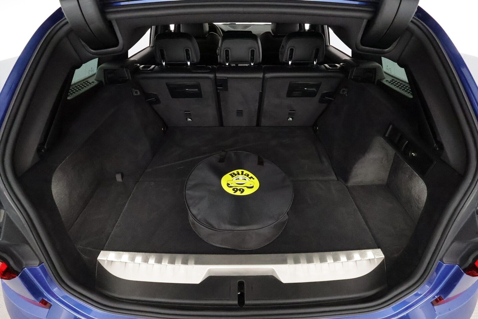 BMW 320 2022 G21 Touring 320e xDrive A Charged Edition M Sport / Muistipenkki / Digimittaristo / Navi / Vetokoukku / - Hifi / Tutkat / Live Cockpit Prof. / Comfort Access /