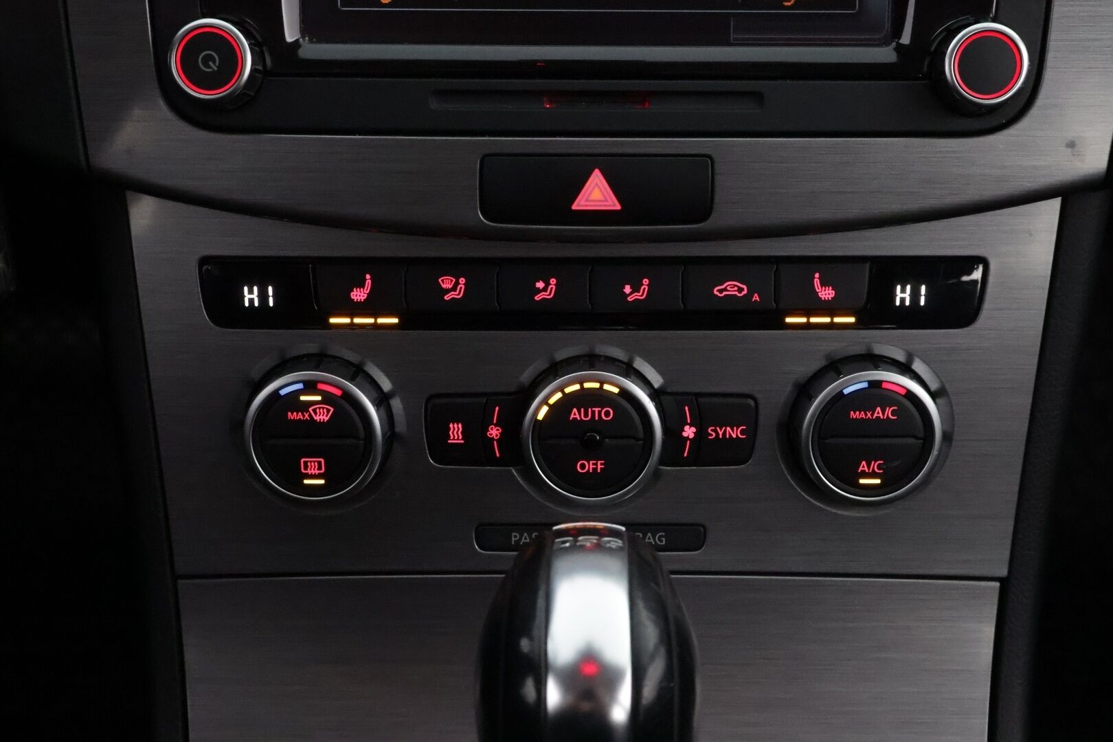 Volkswagen Passat 2013 Farmari (AC) 4ov 1390cm3 A *YritysOutlet - Myydään vain yrityksille*