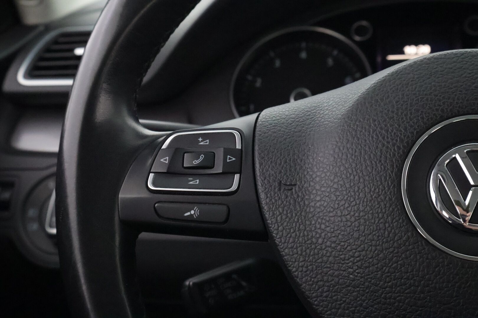 Volkswagen Passat 2013 Farmari (AC) 4ov 1390cm3 A *YritysOutlet - Myydään vain yrityksille*