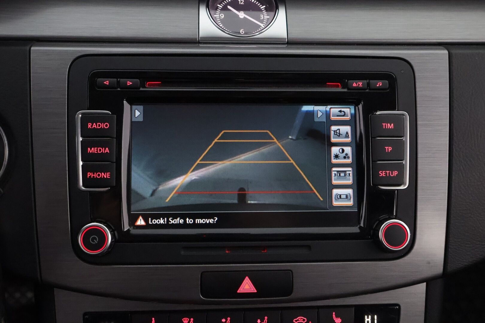 Volkswagen Passat 2013 Farmari (AC) 4ov 1390cm3 A *YritysOutlet - Myydään vain yrityksille*