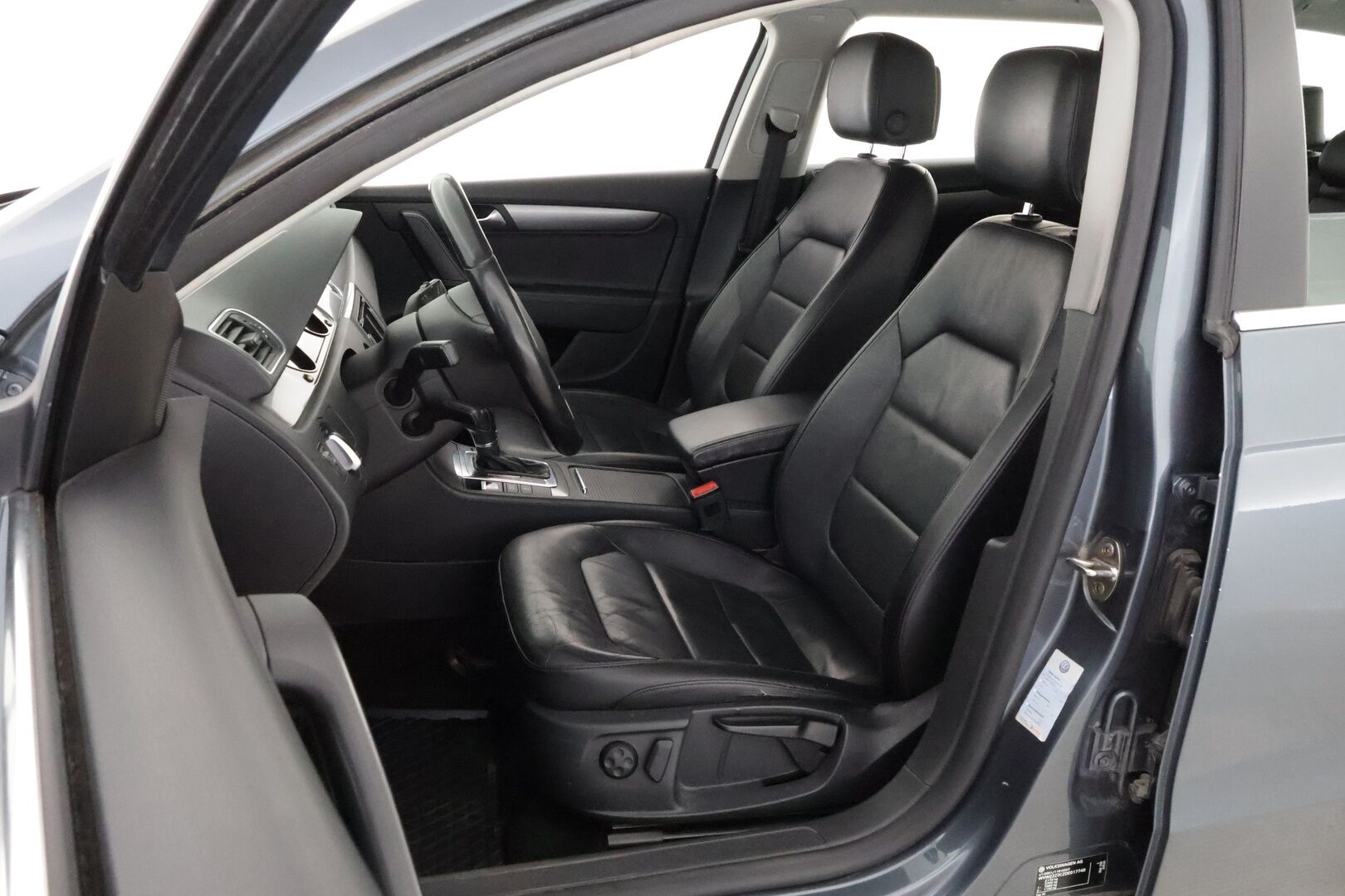 Volkswagen Passat 2013 Farmari (AC) 4ov 1390cm3 A *YritysOutlet - Myydään vain yrityksille*