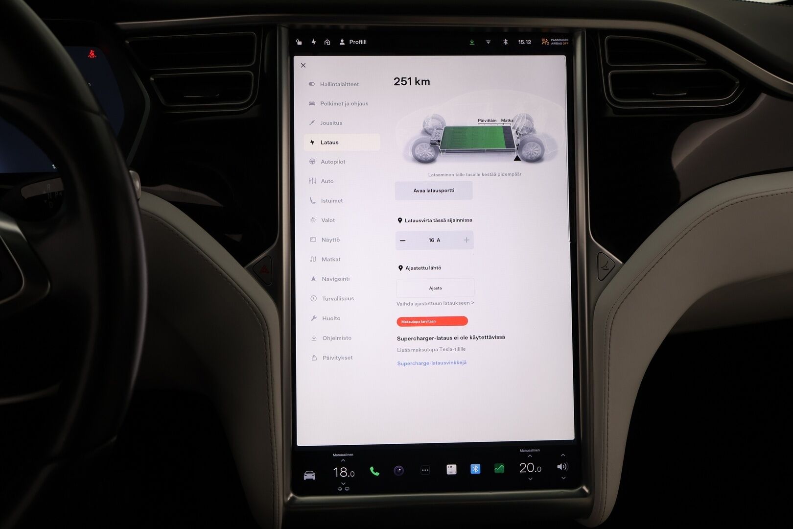 Tesla Model X 2016 75 D 7-Paikkainen - 7P / Vetokoukku / Imuovet / Vaalea Nahkasisusta / Lasikatto / Adapt.Vakkari / Akkutesti tehty!