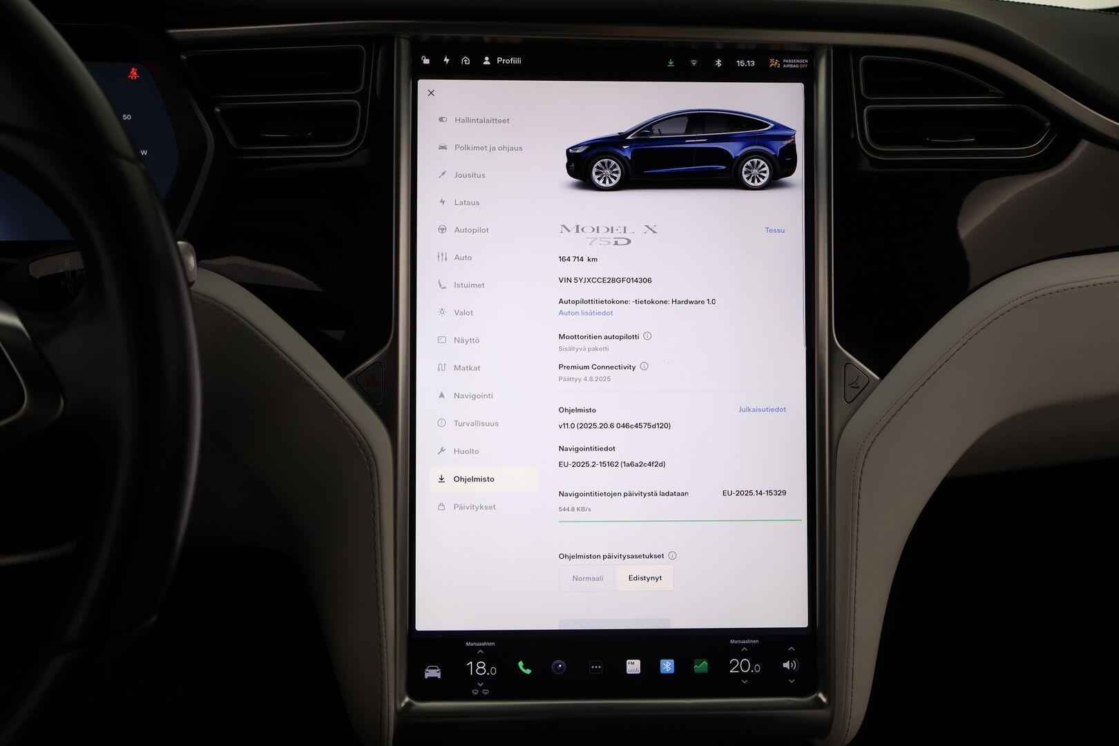 Tesla Model X 2016 75 D 7-Paikkainen - 7P / Vetokoukku / Imuovet / Vaalea Nahkasisusta / Lasikatto / Adapt.Vakkari / Akkutesti tehty!
