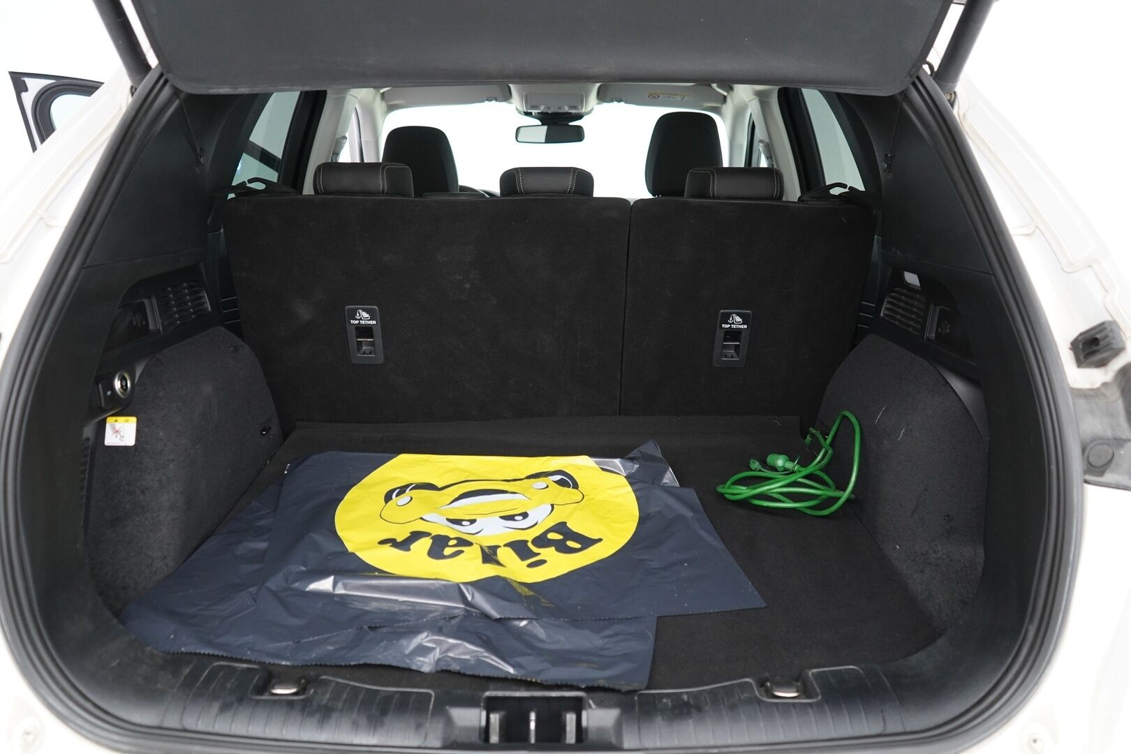 Ford Kuga 2021 2,5 Hybrid (HEV) 190hv CVT AWD Vignale 5-ovinen - ACC | Alletaittuva koukku | HUD |  Nahkasisusta | Bang&Olufsen | Panoraama-kattoluukku | Kamera | Tutkat | Suomi-auto | Kahdet renkaat Fordin vanteilla