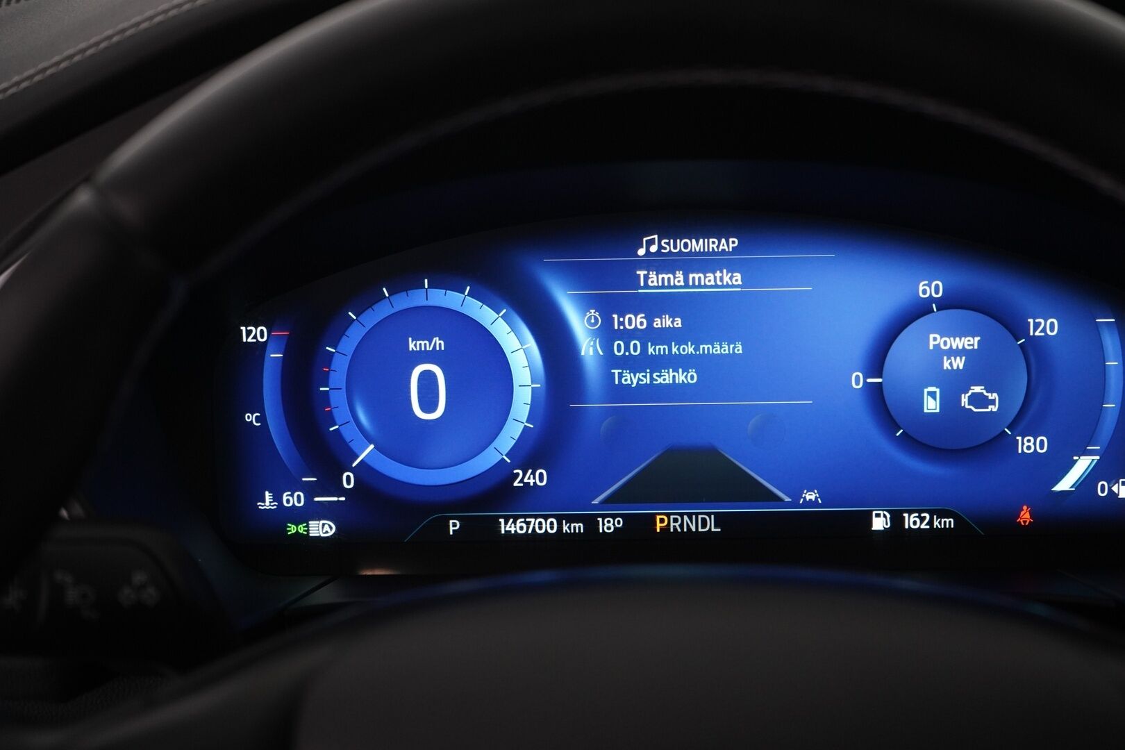 Ford Kuga 2021 2,5 Hybrid (HEV) 190hv CVT AWD Vignale 5-ovinen - ACC | Alletaittuva koukku | HUD |  Nahkasisusta | Bang&Olufsen | Panoraama-kattoluukku | Kamera | Tutkat | Suomi-auto | Kahdet renkaat Fordin vanteilla