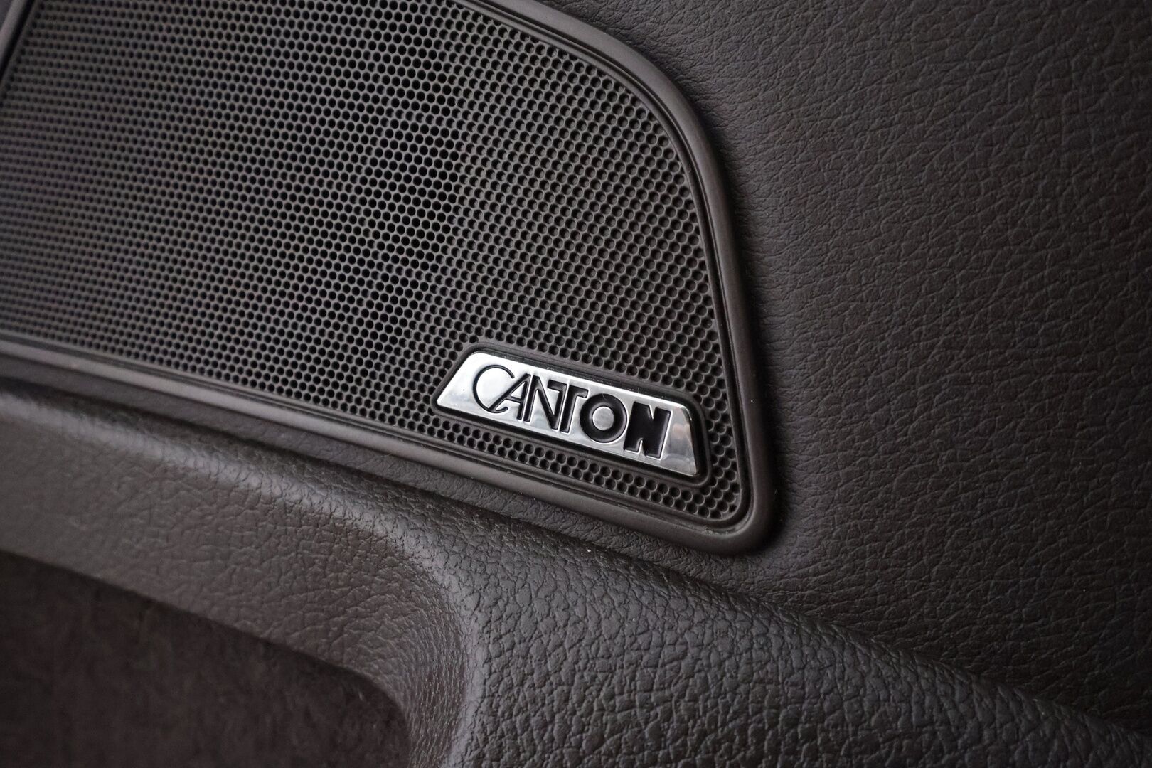 Skoda Superb 2021 Combi 1,4 TSI PHEV L&K iV DSG * Panorama / Webasto / Koukku / ACC / Matrix-LED / 360° / Ilmastoidut Muistinahat / Navi * - Canton / 1- om Suomi-auto / 2x Latauskaapelit / Kahdet renkaat / Merkkihuollot - HULLUT JOULUT KORKOTARJOUS 2,49% 