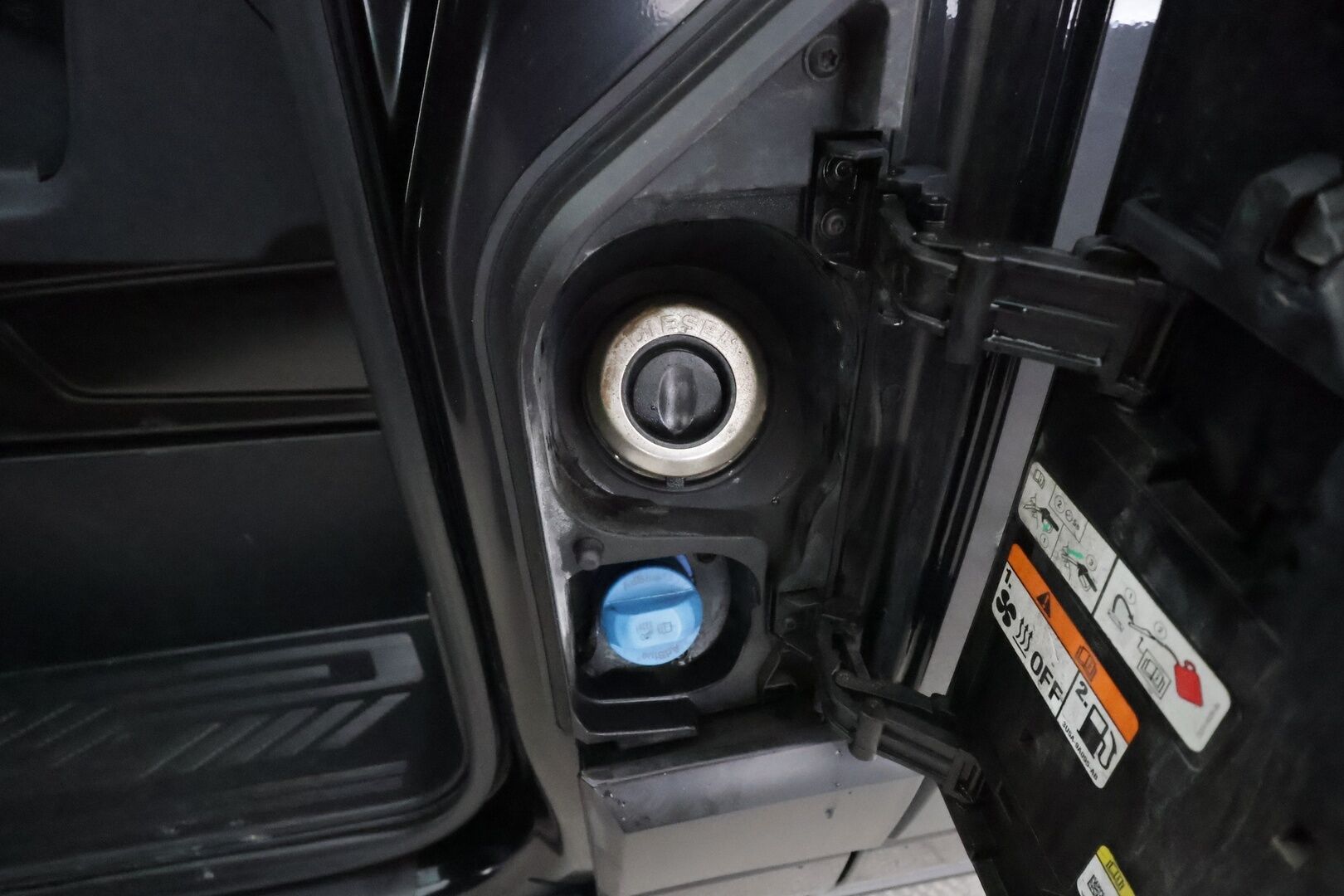 Ford Transit Custom 2021 320 2,0TDCi 130 hv M6 Etuveto Trend Van N1 L2H1 * Webasto / Tutkat / Vakkari / Bluetooth / Tuulilasin lämmitys * - Suomi-auto / Kahdet renkaat / ALV