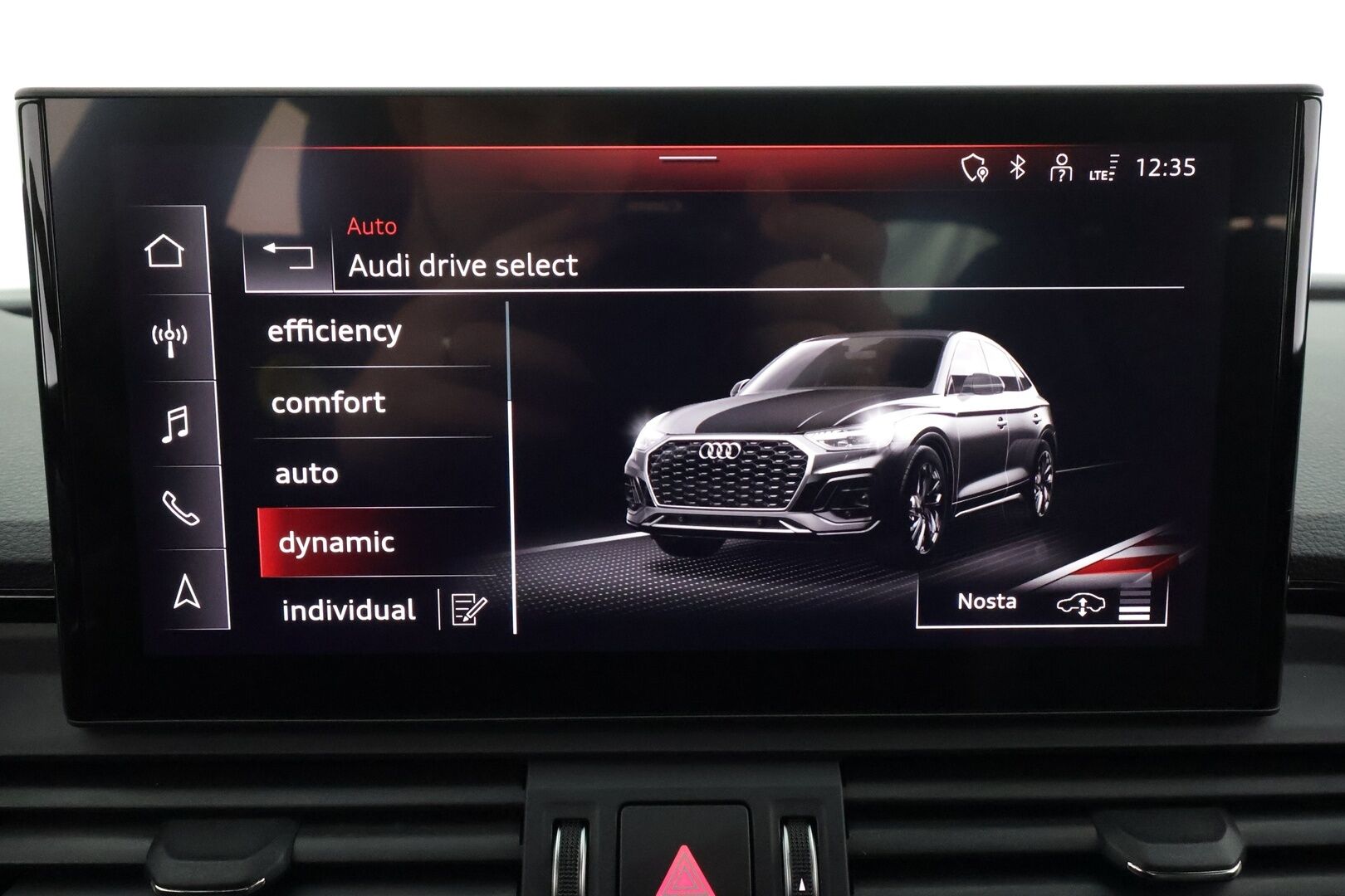 Audi Q5 2021 Sportback Advanced 50 TFSI e 220 kW quattro S tronic Electrified Edition * ACC / Ilma-alusta / Digimittari / Koukku * - 1-om Suomiauto / Akku kuntotarkastettu SoH 96,8% / LED / Puolinahkasisusta / S-line sisäpaketti / Kahdet renkaat / Merkkihuollettu! - HULLUT AVAJAISHULINAT KORKOTARJOUS 3,29 %