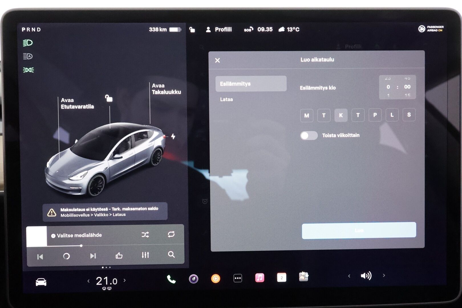 Tesla Model 3 2021 Performance * Premium Audio / ILP / Matrix LED / P.kamera / Nahat / Lasikatto / Navi * - Kahdet renkaat aluvanteilla - HULLU BLACKWEEK KORKOTARJOUS 2,49%