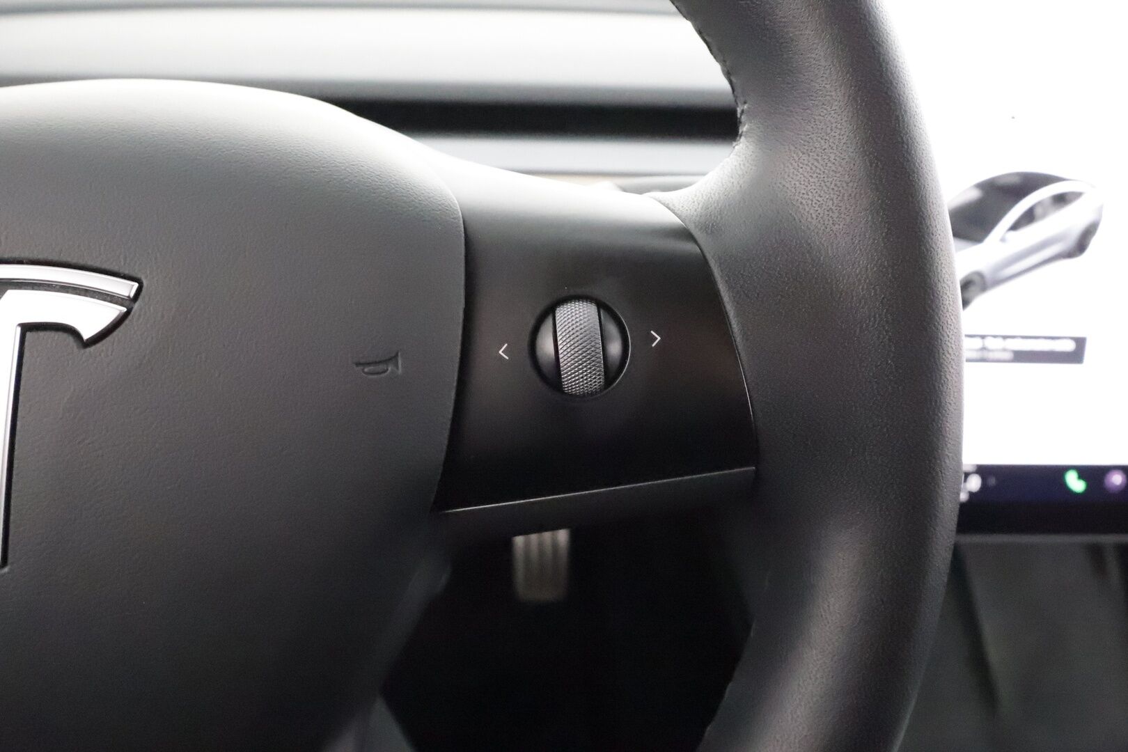 Tesla Model 3 2021 Performance * Premium Audio / ILP / Matrix LED / P.kamera / Nahat / Lasikatto / Navi * - Kahdet renkaat aluvanteilla - HULLU BLACKWEEK KORKOTARJOUS 2,49%