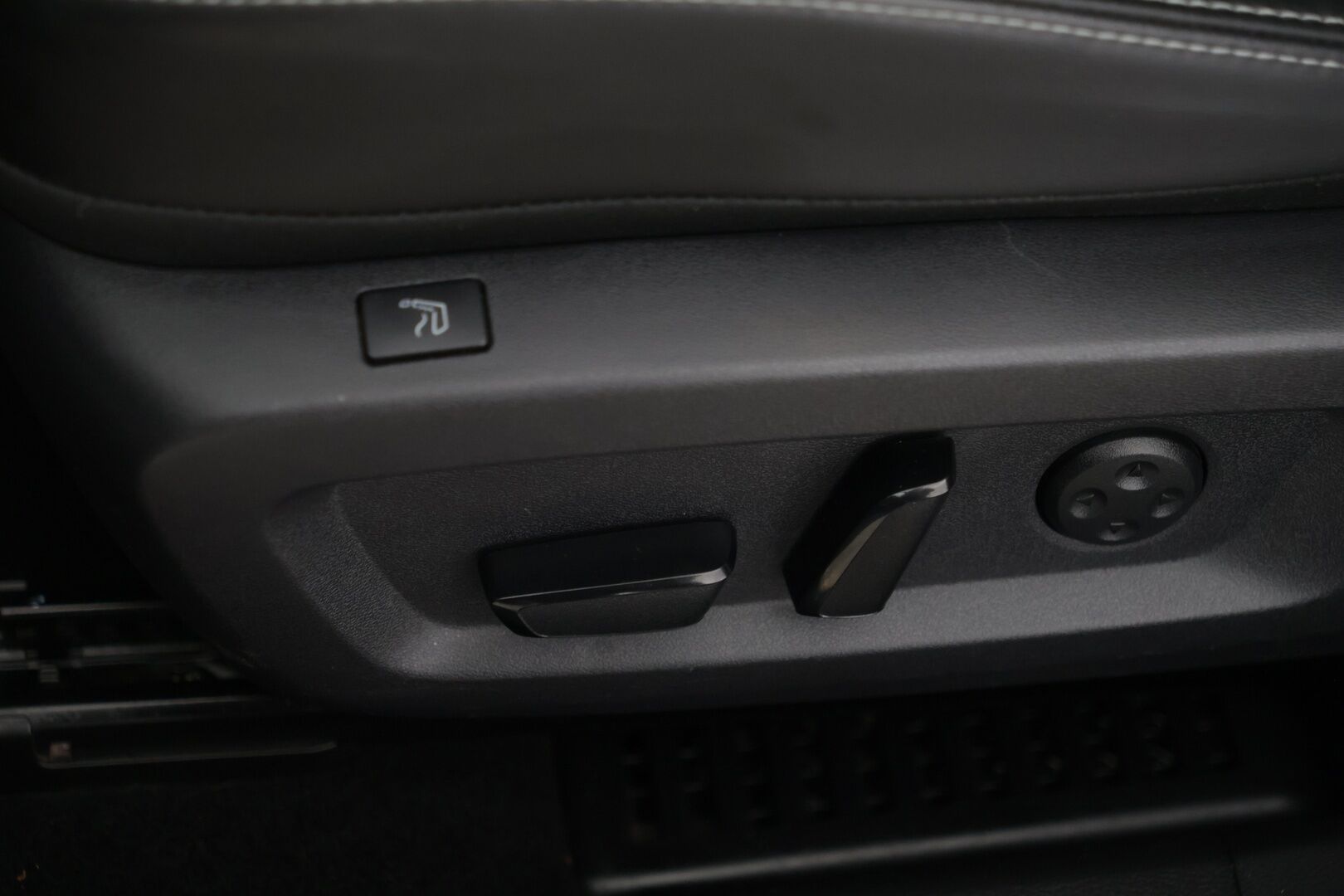 Nissan Qashqai 2023 MHEV 158 Xtronic 2WD Tekna+ - | HUD | 360-kamera | Adapt.vakkari | Muistipenkki | Koukku | Bose | Nahkaverhoilu | Hieronta | 