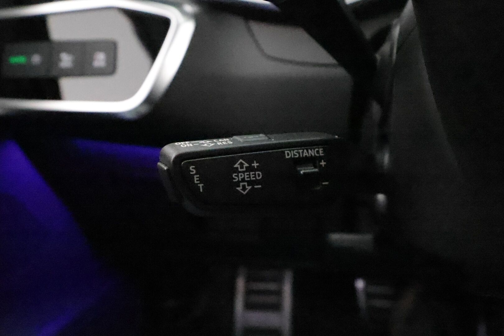 Audi A6 2021 55 TFSI e Quattro S-Tronic S-Line **Adapt.vakkari / Matrix-LED / P.Kamera / Sporttipenkit / Navi / Koukku** - 3,99 % KORKOTARJOUS TÄHÄN AUTOON - 2x Latauskaapelit / Kahdet Renkaat