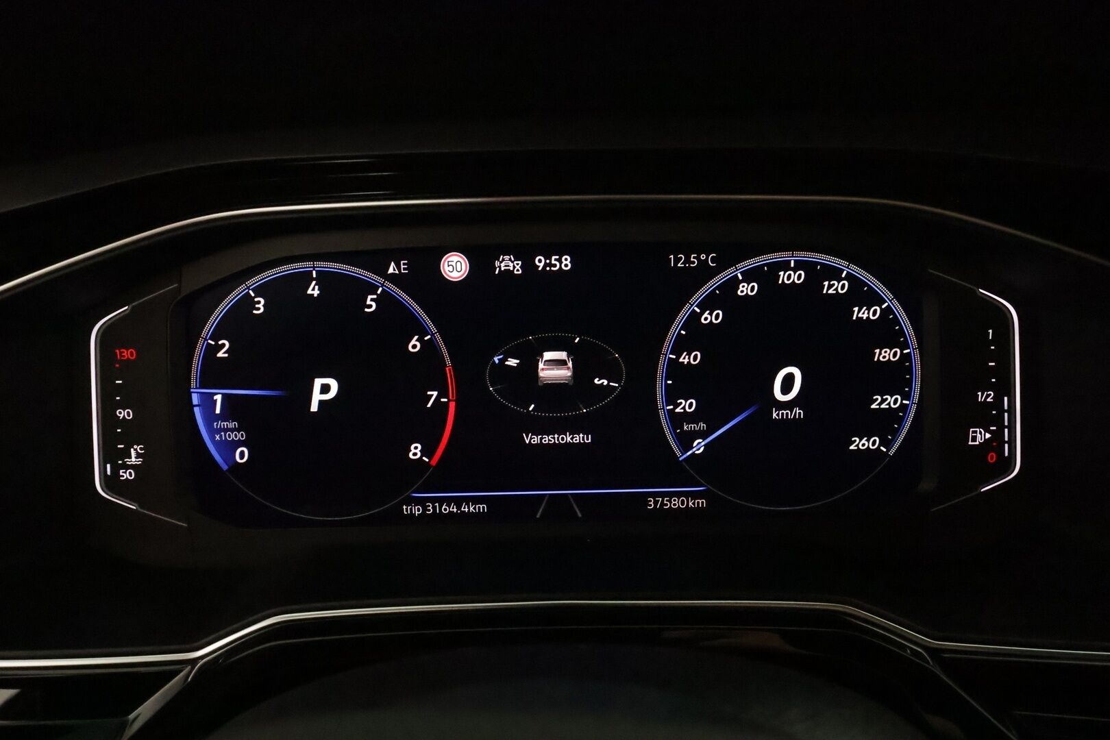 Volkswagen Taigo 2023 R-Line Business Limited 1,5 TSI 110 kW DSG-automaatti **ACC / Digimittaristo / LED / Navi / P.kamera** - 1.Om Suomi-auto / Kahdet renkaat aluvanteilla / Merkkihuollettu