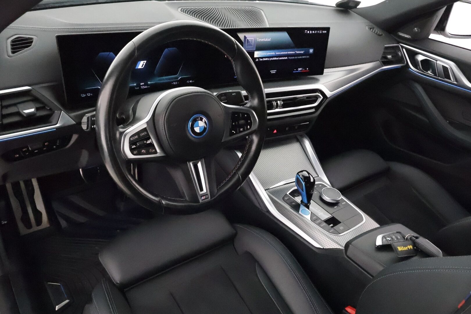 BMW I4 M50 2023 M50 **Widescreen / Adapt.Vakkari / P.Kamera / LED-valot / Harman/Kardon / Sporttipenkki Muistilla / Navi / Kaistavahti** - 3,99 % KORKOTARJOUS TÄHÄN AUTOON - Digimittaristo / 2x Renkaat