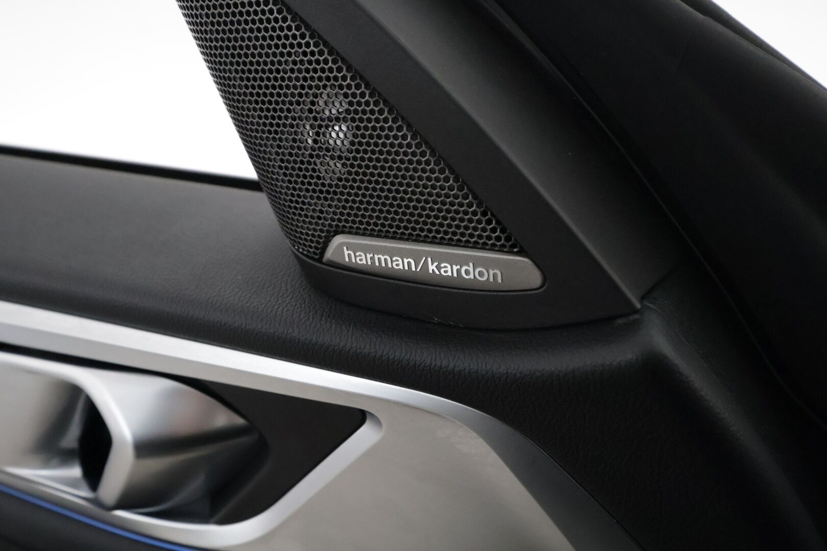 BMW I4 M50 2023 M50 **Widescreen / Adapt.Vakkari / P.Kamera / LED-valot / Harman/Kardon / Sporttipenkki Muistilla / Navi / Kaistavahti** - 3,99 % KORKOTARJOUS TÄHÄN AUTOON - Digimittaristo / 2x Renkaat