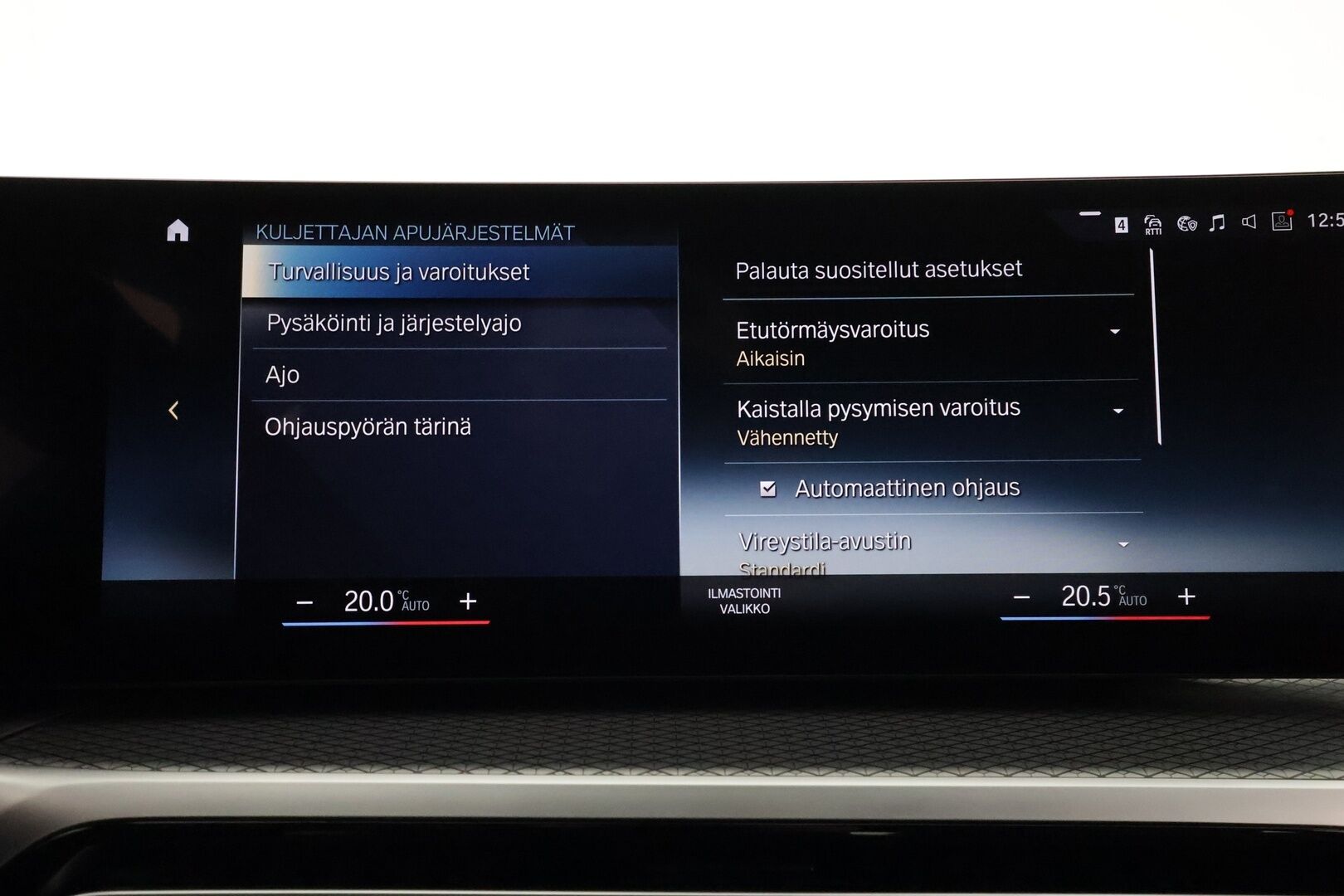 BMW I4 M50 2023 M50 **Widescreen / Adapt.Vakkari / P.Kamera / LED-valot / Harman/Kardon / Sporttipenkki Muistilla / Navi / Kaistavahti** - 3,99 % KORKOTARJOUS TÄHÄN AUTOON - Digimittaristo / 2x Renkaat