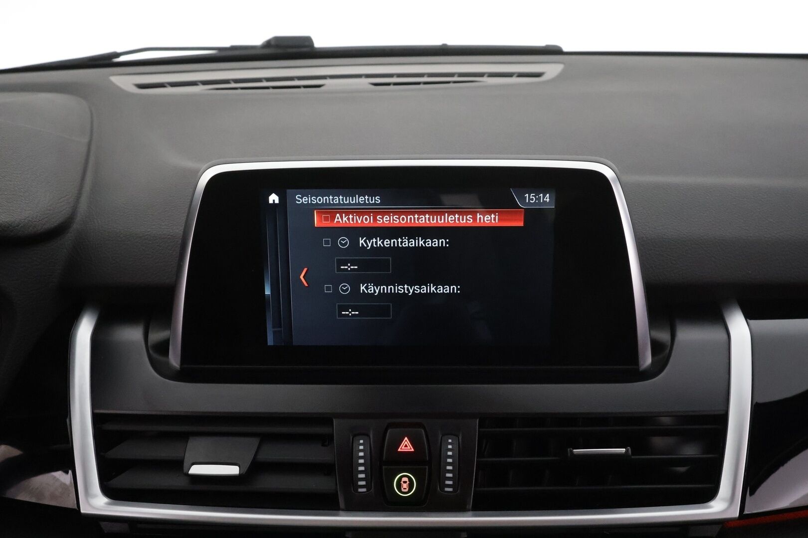 BMW 218 2022 F46 Gran Tourer 218i A Business M Sport * LED / Sisätilanlämmitin / Navi / Vakkari / Sportpenkit / P.tutkat * - Koukku / 1-om Suomi-auto / Kahdet renkaat aluvanteilla / Merkkihuollot