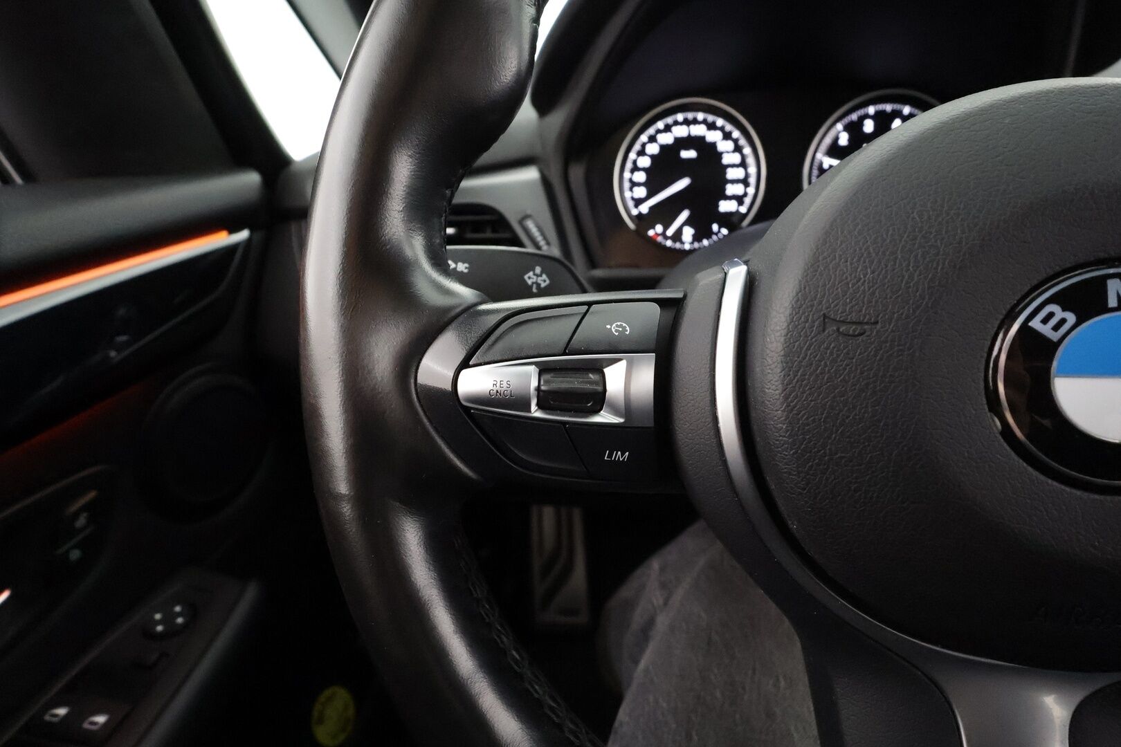 BMW 218 2022 F46 Gran Tourer 218i A Business M Sport / 7-p / Vakkari / Sporttipenkit / P-kamera / Navi / Koukku / LED-valot - 1-om. Suomi-auto / 2x aluvanteet / Upea perheauto - HULLUT AVAJAISHULINAT KORKOTARJOUS 3,29 %