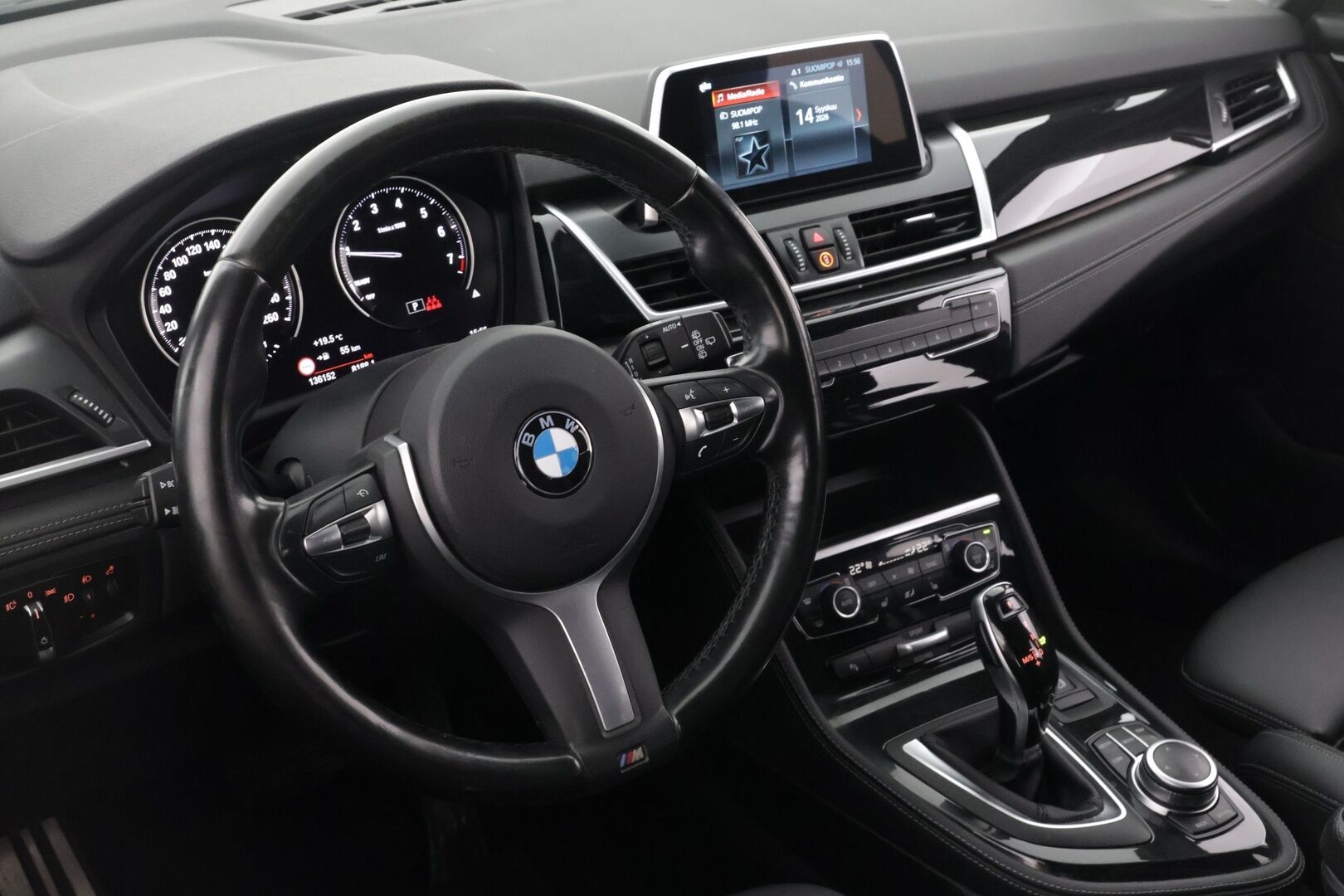 BMW 218 2022 F46 Gran Tourer 218i A Business M Sport 7-p - | 1-om. Suomi-auto | Vakkari | Sporttipenkit | P-kamera | Navi | Koukku | LED-valot |