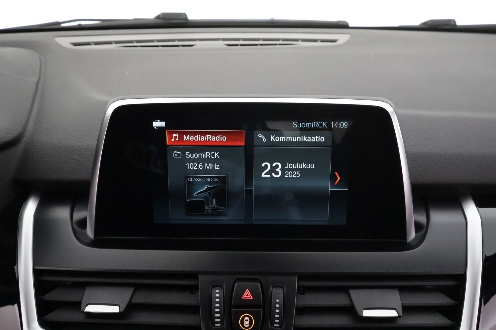 BMW 218 2022 F46 Gran Tourer 218i A Business M Sport / 7-p / Vakkari / Sporttipenkit / P-kamera / Navi / Koukku / LED-valot - 1-om. Suomi-auto / 2x aluvanteet / Upea perheauto - HULLUT AVAJAISHULINAT KORKOTARJOUS 3,29 %