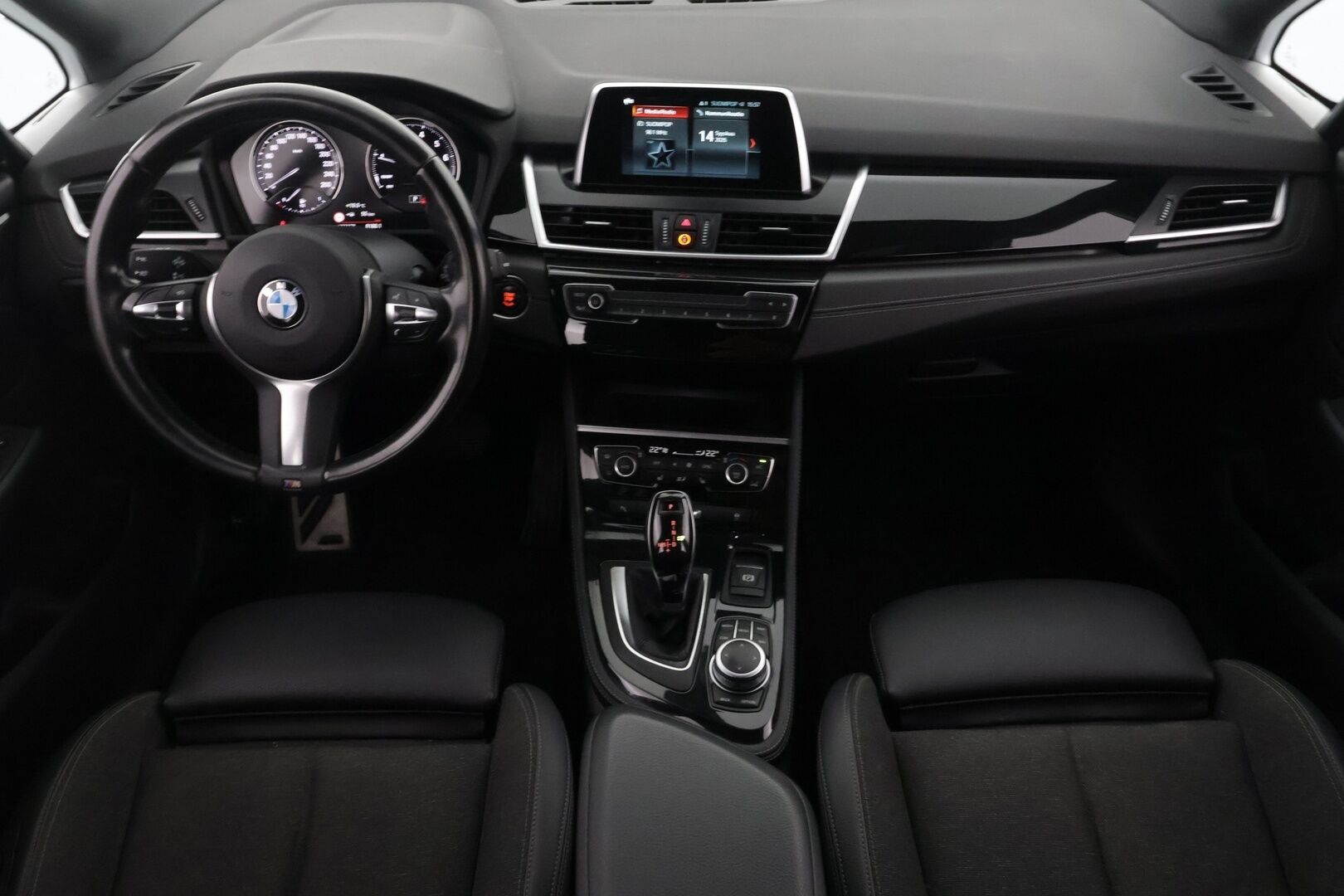 BMW 218 2022 F46 Gran Tourer 218i A Business M Sport 7-p - | 1-om. Suomi-auto | Vakkari | Sporttipenkit | P-kamera | Navi | Koukku | LED-valot |