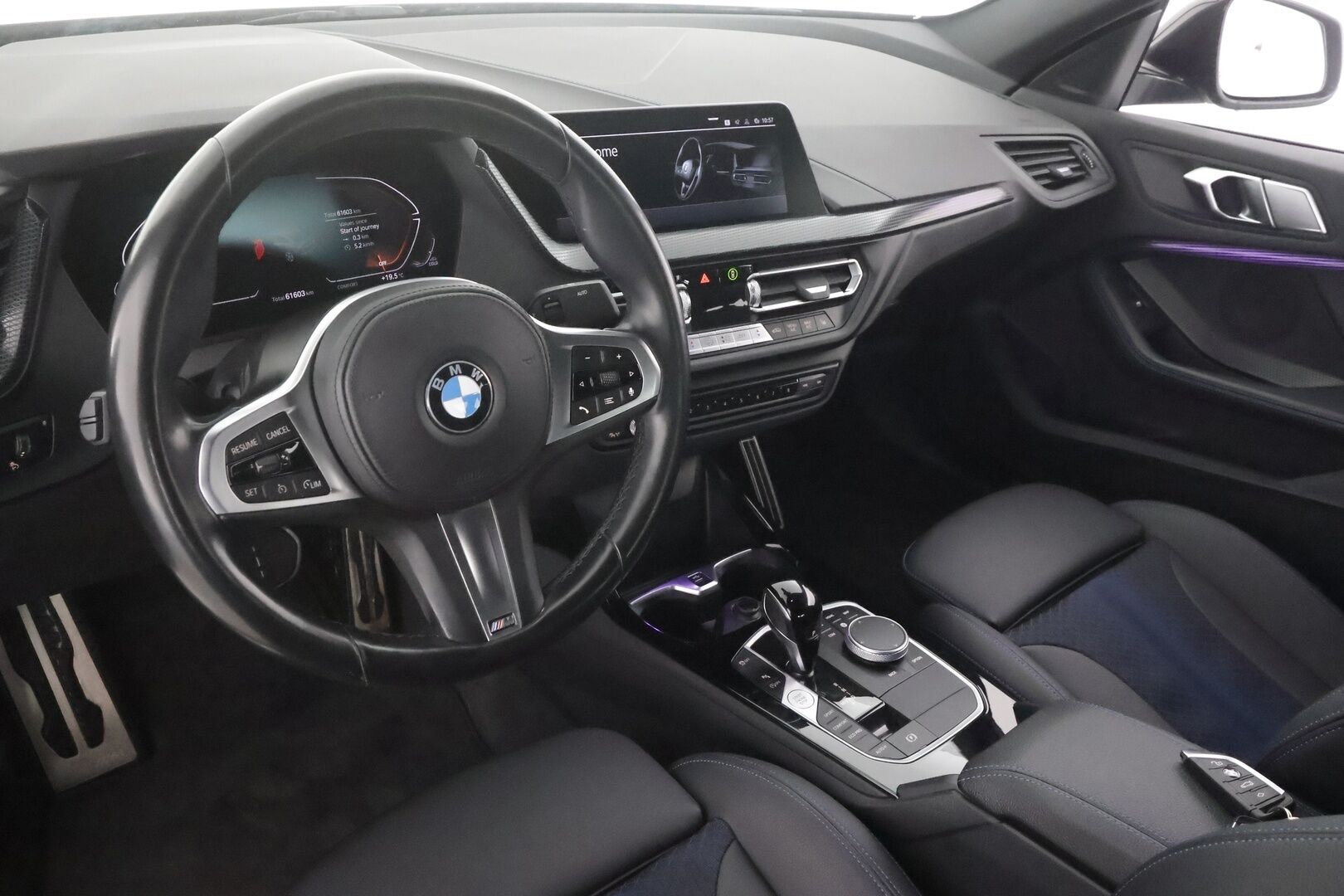 BMW 218 2022 F44 Gran Coupé 218i A Business M Sport - | Sporttipenkit | Koukku | Puolinahat | Vakkari | Kaistavahti | Ambient | P.tutkat | Lohko+sisälämmitin | 2x renkaat aluin | 1-om suomiauto | 