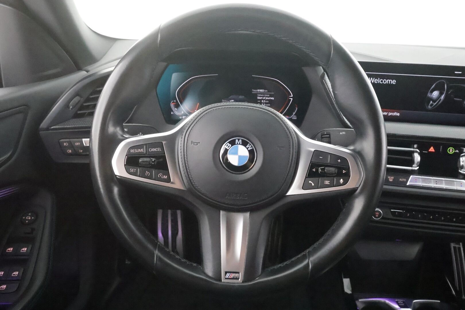 BMW 218 2022 F44 Gran Coupé 218i A Business M Sport - | Sporttipenkit | Koukku | Puolinahat | Vakkari | Kaistavahti | Ambient | P.tutkat | Lohko+sisälämmitin | 2x renkaat aluin | 1-om suomiauto | 