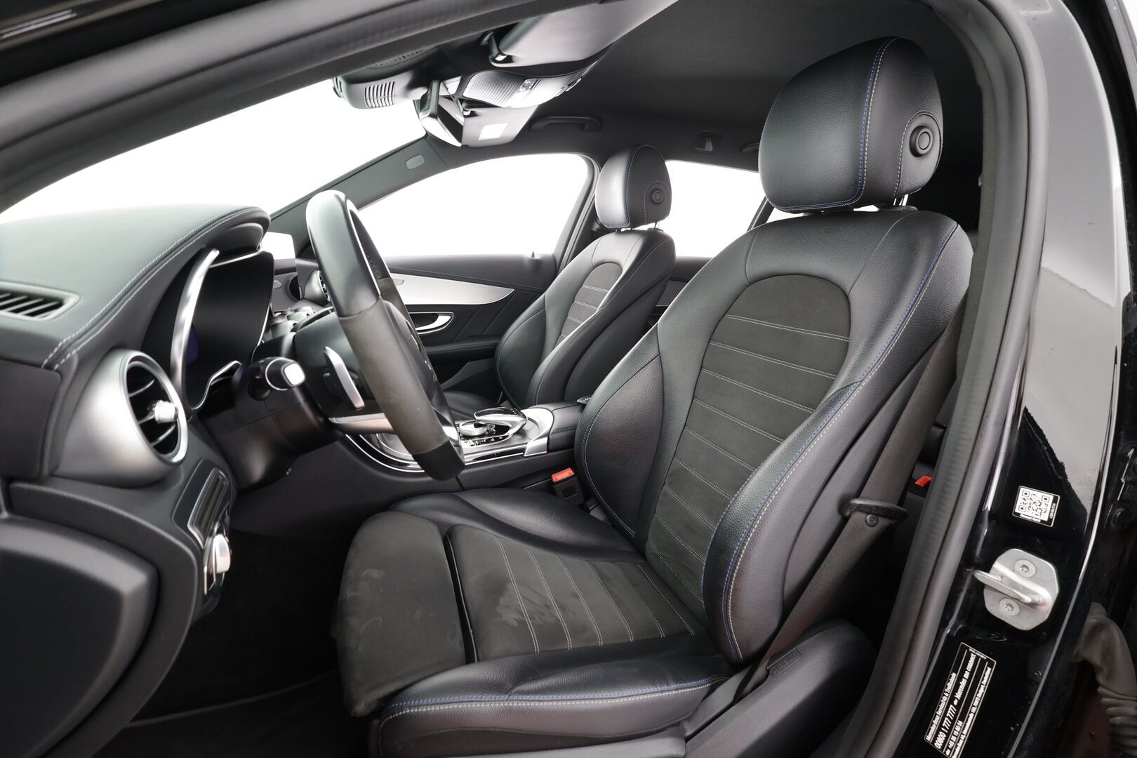 Mercedes-Benz C 2020 220 d T A Business AMG * Distronic+ / P.kamera / Multibeam / Koukku / Sporttipenkit * - Näyttävä / Kattavasti varusteltu / Ilmainen kotiintoimitus