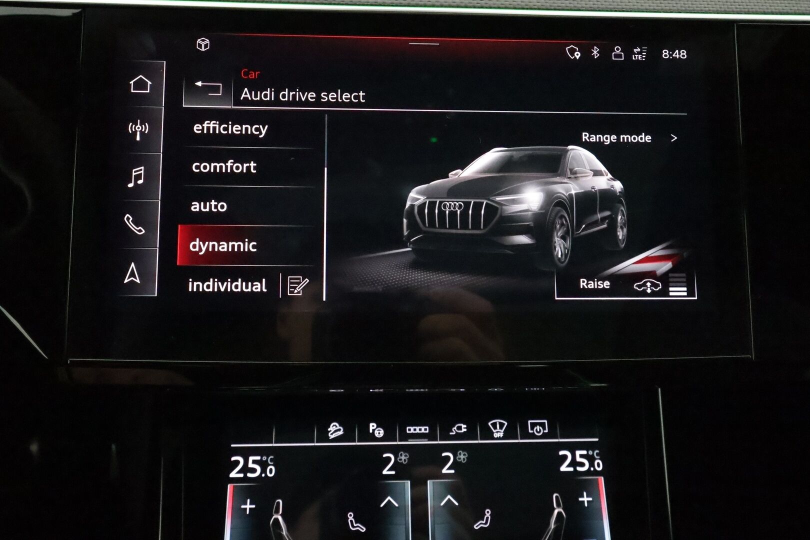 AUDI Q8 E-TRON 2024 Sportback 55 quattro S line - 2,99 % KORKOTARJOUS TÄHÄN AUTOON 14.9. ASTI! - Adapt. Vakkari / Ilma-alusta / Digipeilit / HUD / 360° Kamera / Panorama / Matrix LED / Sporttipenkki Muistilla / KeylessGo