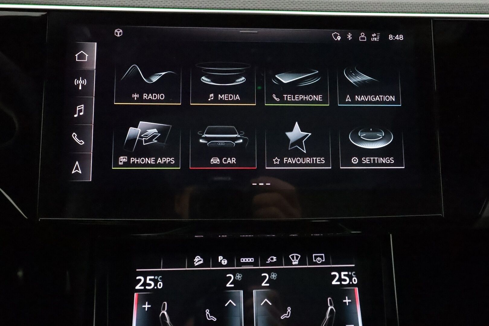 AUDI Q8 E-TRON 2024 Sportback 55 quattro S line - 2,99 % KORKOTARJOUS TÄHÄN AUTOON 14.9. ASTI! - Adapt. Vakkari / Ilma-alusta / Digipeilit / HUD / 360° Kamera / Panorama / Matrix LED / Sporttipenkki Muistilla / KeylessGo