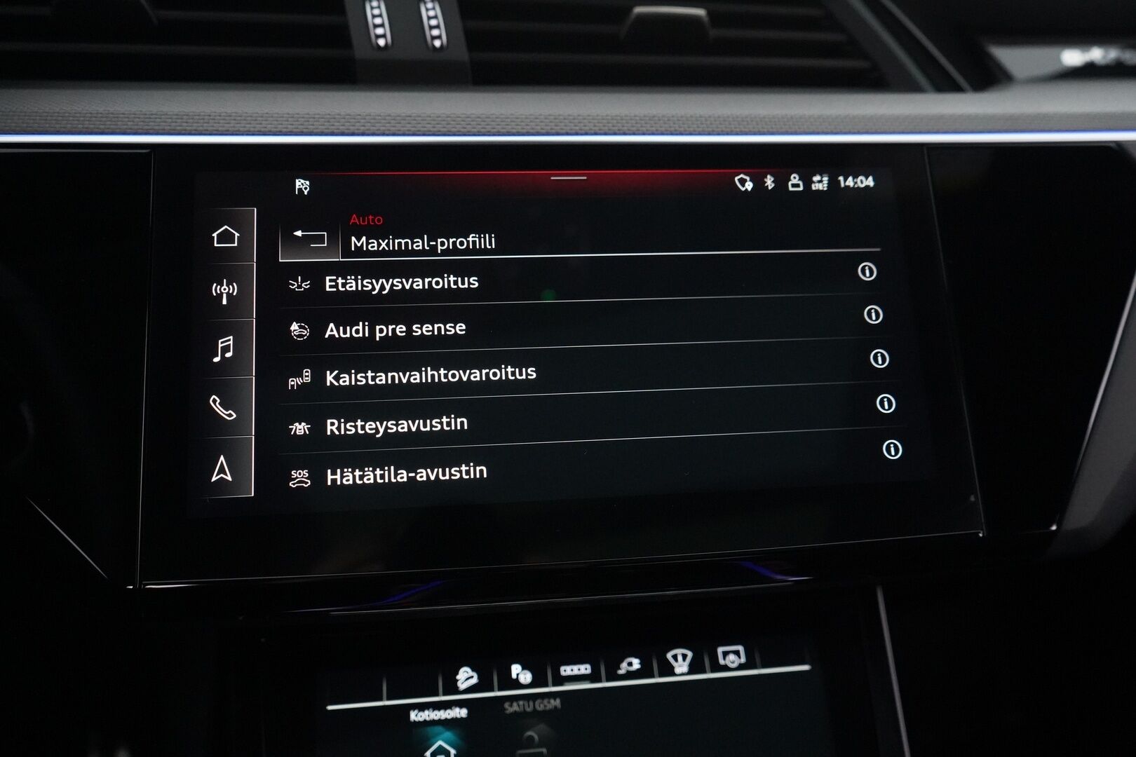 AUDI Q8 E-TRON 2024 Sportback 55 quattro S line - Adapt. Vakkari | Ilma-alusta | Digipeilit | HUD | 360° Kamera / Panorama | Matrix LED | Sporttipenkki Muistilla | KeylessGo
