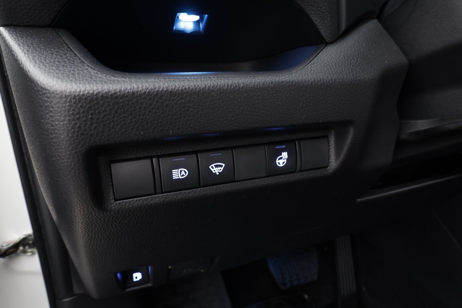 Toyota RAV4 Plug-in 2022 Hybrid 2,5 AWD-i Active Charged Edition * ACC / Koukku / P.kamera / LED / Sähköpenkki / Keyless / Facelift / Ratinlämmitin * - Suomi-auto / Kahdet renkaat aluvanteilla / Merkkihuollettu - HULLUT AVAJAISHULINAT KORKOTARJOUS 3,29 %