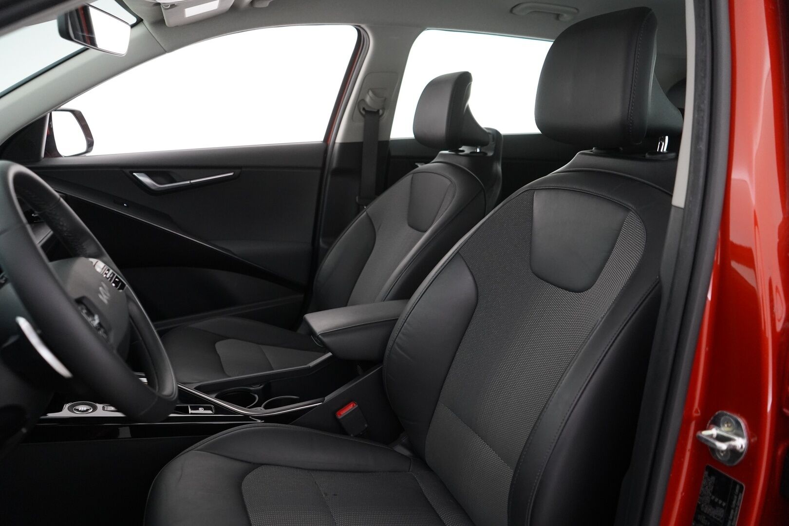 Kia Niro 2023 1,6 GDI Plug-In Hybrid LX DCT *ACC / Kamera / Koukku / Puolinahat / Digimittaristo* - Suomi-auto / Juuri tehty 60tkm huolto / 1-Omisteinen