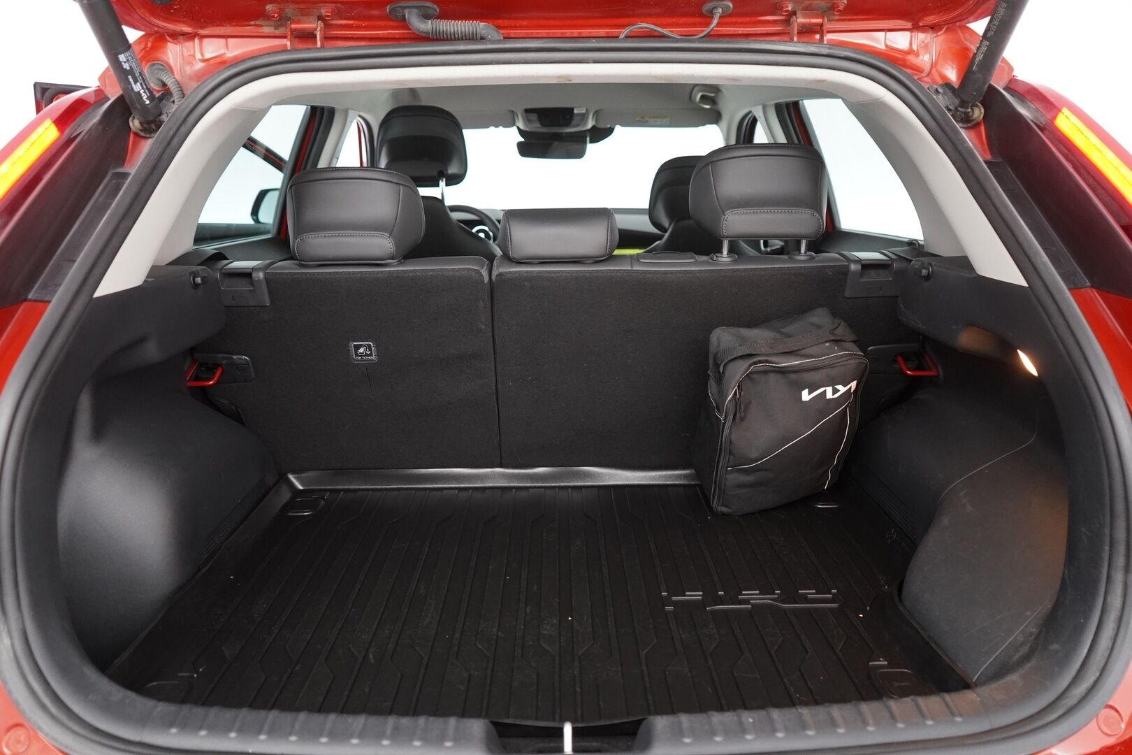 Kia Niro 2023 1,6 GDI Plug-In Hybrid LX DCT *ACC / Kamera / Koukku / Puolinahat / Digimittaristo* - Suomi-auto / Juuri tehty 60tkm huolto / 1-Omisteinen