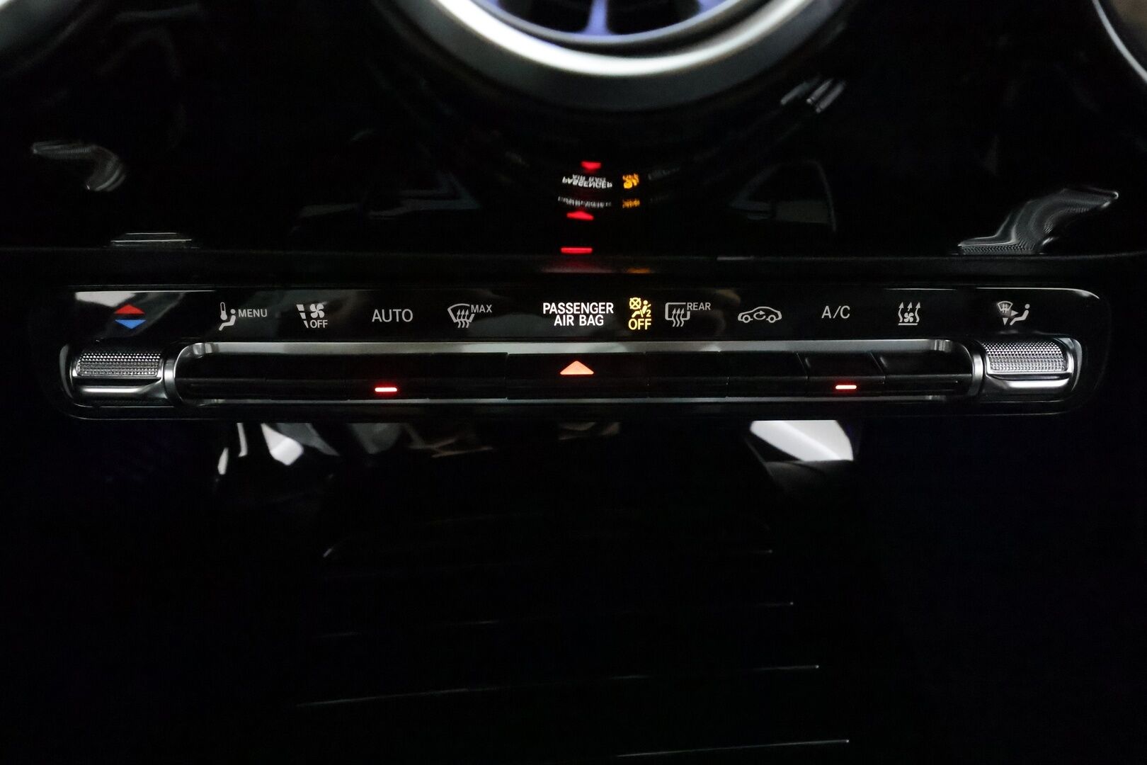 Mercedes-Benz CLA 2023 250 e A Shooting Brake Business Edition * Distronic Pro / P.kamera / Widescreen / Sähköluukku / LED / Navi / Puolinahat * - Suomi-auto / Kahdet renkaat aluvanteilla