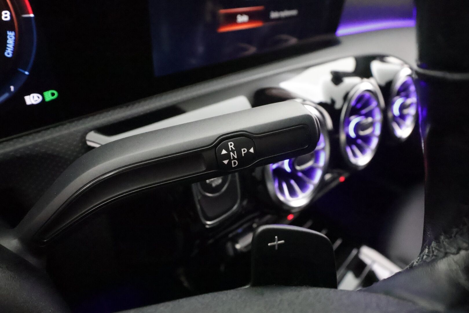 Mercedes-Benz CLA 2023 250 e A Shooting Brake Business Edition * Distronic Pro / P.kamera / Widescreen / Sähköluukku / LED / Navi / Puolinahat * - Suomi-auto / Kahdet renkaat aluvanteilla