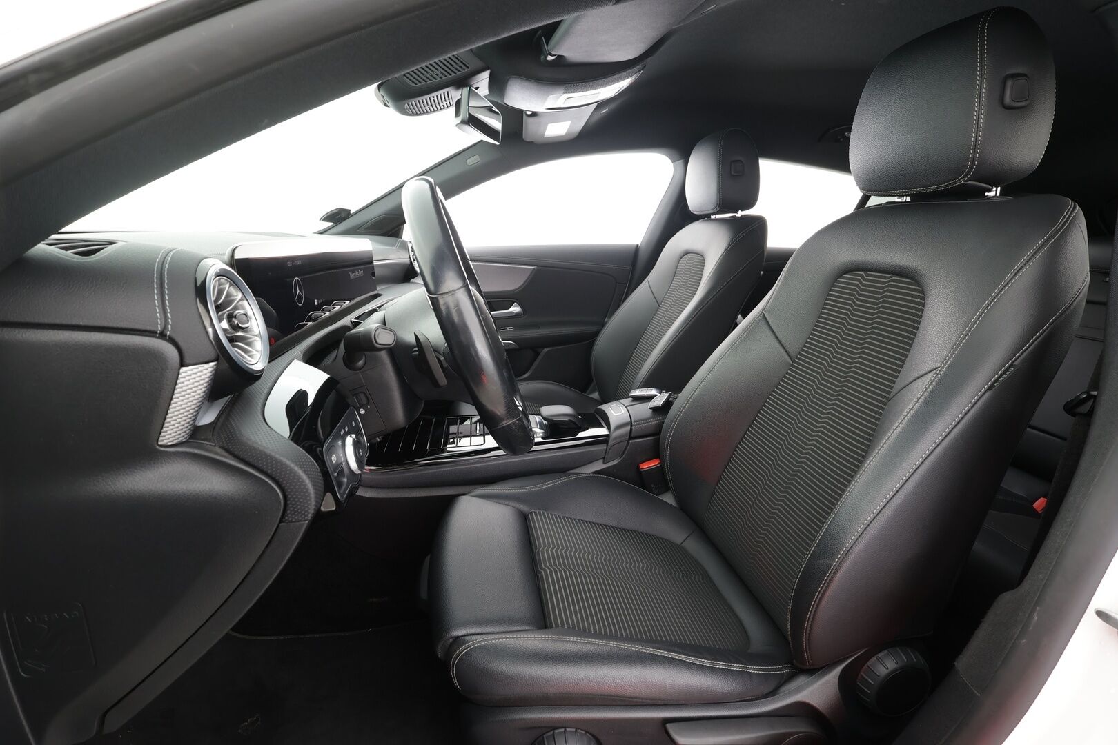 Mercedes-Benz CLA 2023 250 e A Shooting Brake Business Edition * Distronic Pro / P.kamera / Widescreen / Sähköluukku / LED / Navi / Puolinahat * - Suomi-auto / Kahdet renkaat aluvanteilla