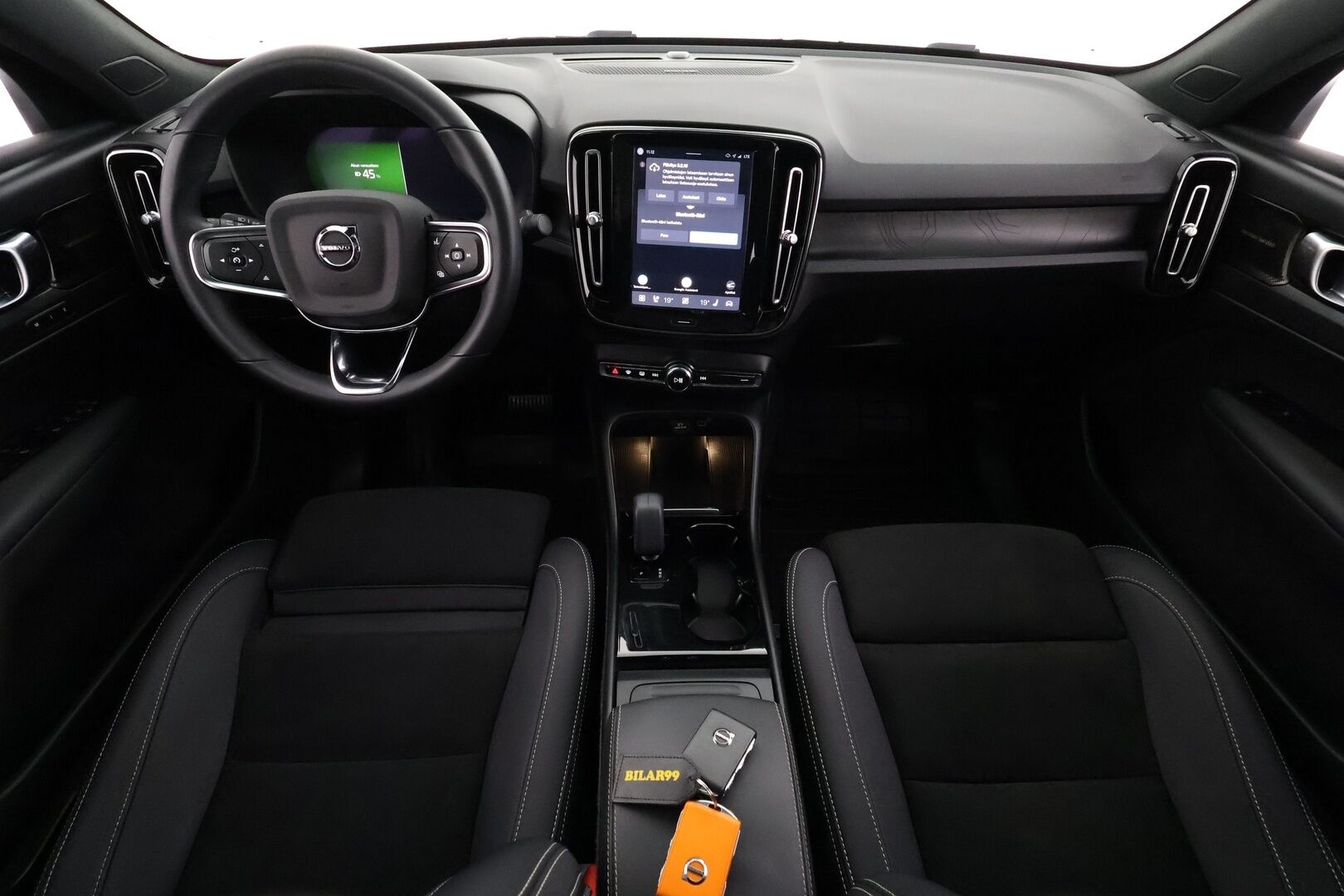 Volvo C40 2023 Recharge Single Ultimate aut - | ILP | Lasikatto | ACC | 360 | H&K | Sporttipenkki Muistilla | LED | Navi | Katveavustin | Kaistavahti | Keyless | Merkkihuollot | 2x Latauskaapelit | Kahdet renkaat | 1-om Suomi-auto |