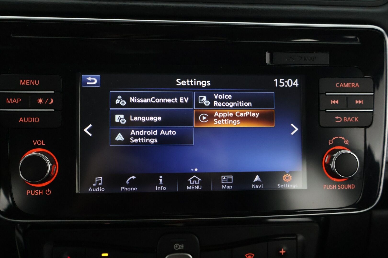 Nissan Leaf 2018 40kWh ** BLIS / Lane assist / ACC / 360-kamera / Type 2** - Apple ja Android auto / Kahdet renkaat vanteineen - HULLUT VÄLIPÄIVÄT KORKOTARJOUS 2,49%