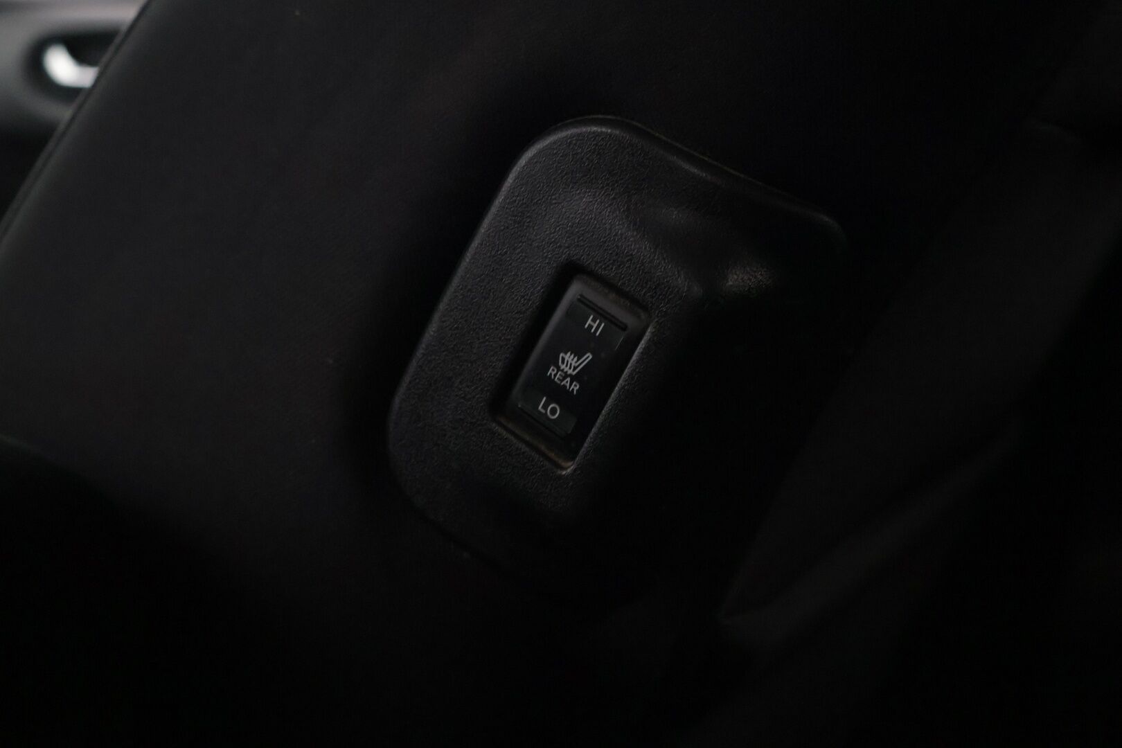 Nissan Leaf 2018 40kWh ** BLIS / Lane assist / ACC / 360-kamera / Type 2** - Apple ja Android auto / Kahdet renkaat vanteineen - HULLUT VÄLIPÄIVÄT KORKOTARJOUS 2,49%