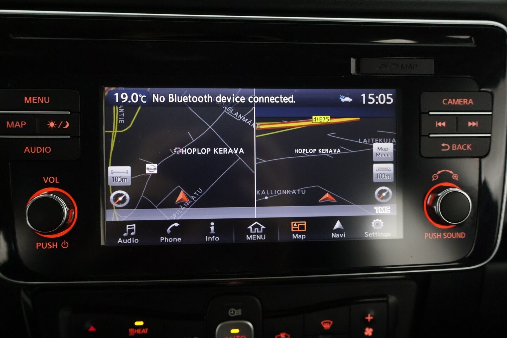 Nissan Leaf 2018 40kWh ** BLIS / Lane assist / ACC / 360-kamera / Type 2** - Apple ja Android auto / Kahdet renkaat vanteineen - HULLUT VÄLIPÄIVÄT KORKOTARJOUS 2,49%