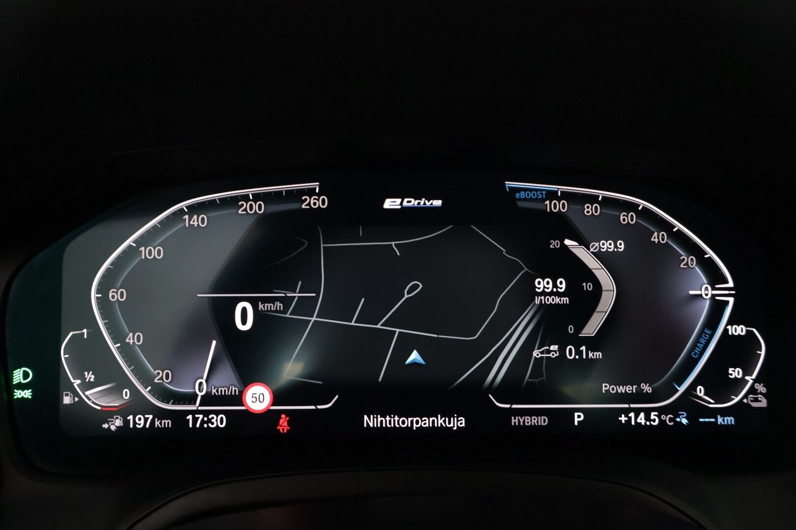 BMW 330 2020 G20 Sedan 330e Business Sport *Vakionopeudensäädin / DIgimittaristo / Sport penkit / Tutkat edessä ja takana / Navi / Hifit* - *2x Renkaat & Vanteet / Merkkihuollettu / Akku kuntotarkastettu*