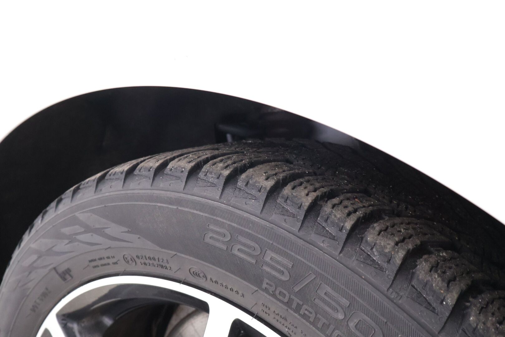 BMW 330 2020 G20 Sedan 330e Business Sport *Vakionopeudensäädin / DIgimittaristo / Sport penkit / Tutkat edessä ja takana / Navi / Hifit* - *2x Renkaat & Vanteet / Merkkihuollettu / Akku kuntotarkastettu*