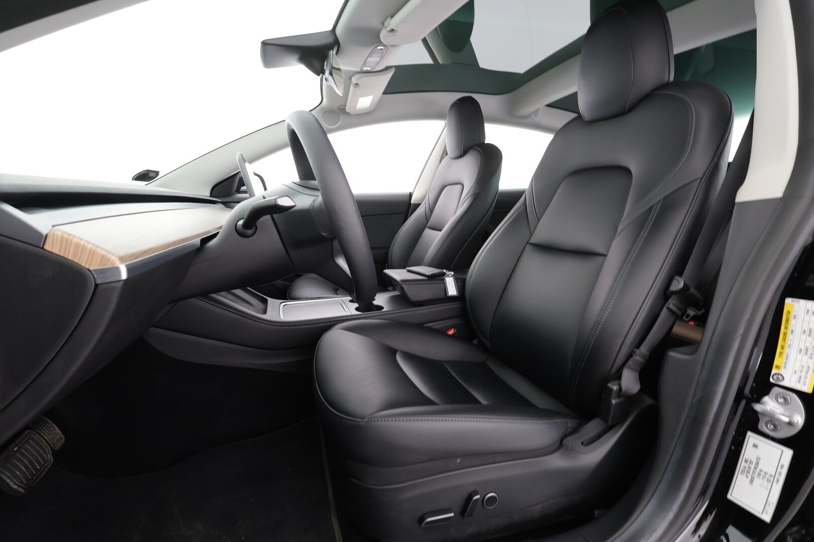 Tesla Model 3 2022 RWD * ILP / ACC / Lasikatto / Matrix-LED / P.Kamera / Muistipenkki / Premium Speakers / Navi / Kaistavahti / Keyless * - 1-om Suomi-auto / Akku kuntotarkastettu / 2x Latauskaapelit - Osta nyt, maksa vasta ensi vuonna