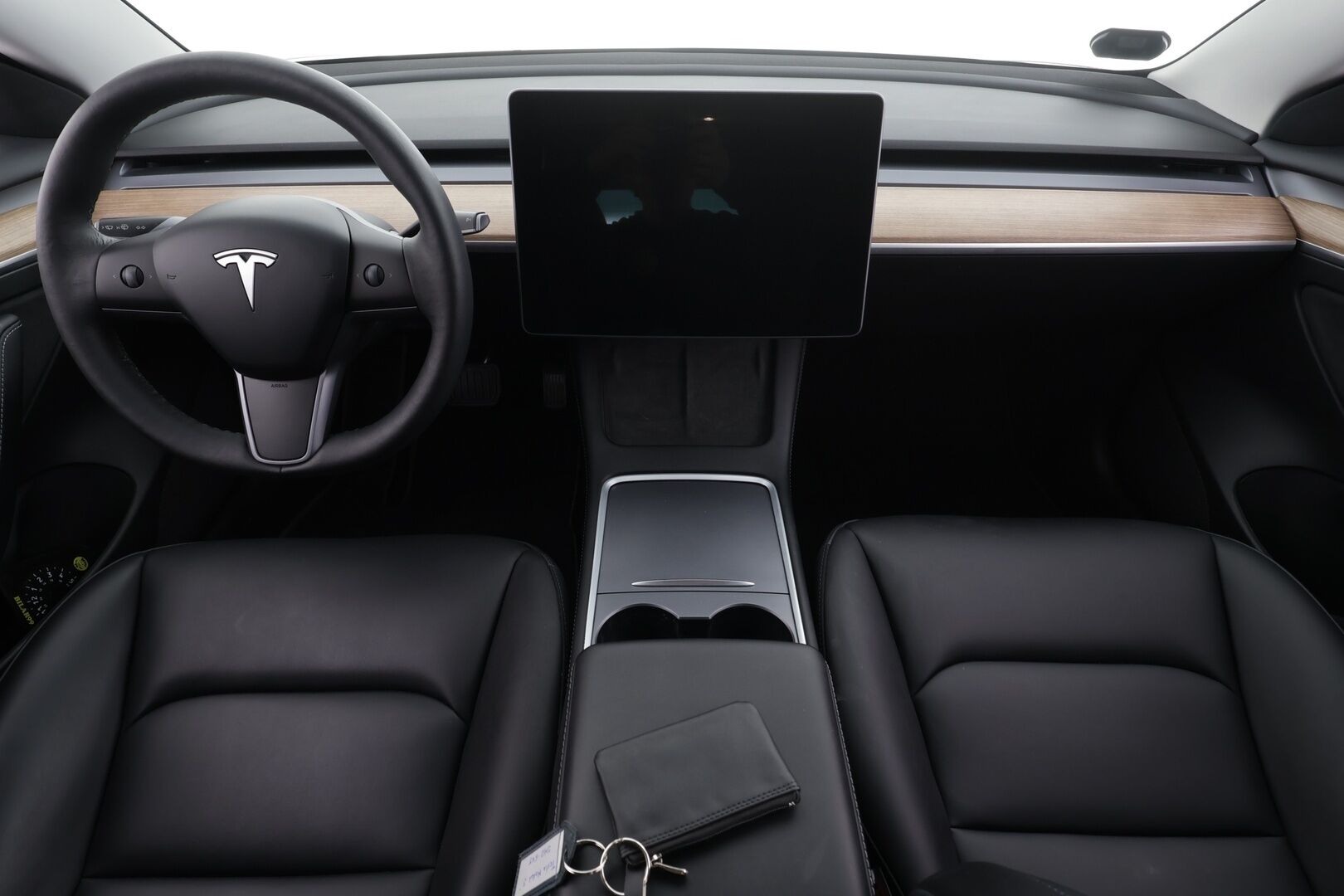 Tesla Model 3 2022 RWD * ILP / ACC / Lasikatto / Matrix-LED / P.Kamera / Muistipenkki / Premium Speakers / Navi / Kaistavahti / Keyless * - 1-om Suomi-auto / Akku kuntotarkastettu / 2x Latauskaapelit - Osta nyt, maksa vasta ensi vuonna