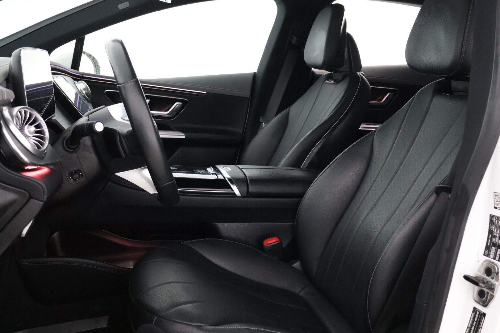 Mercedes-Benz EQE 2023 350+ 4MATIC *DTR PRO / ILP / ALV / BLIS / P.Kamera / Muistipenkit / Nakhasisusta / Ratinlämmitin / MBUX - Navi* - *Suomi-auto / SOH 98,6% / 2x Renkaat ja vanteet* - HULLUT AVAJAISHULINAT KORKOTARJOUS 3,29 %